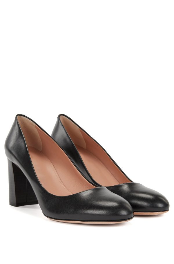 Mid-Heel Pump
